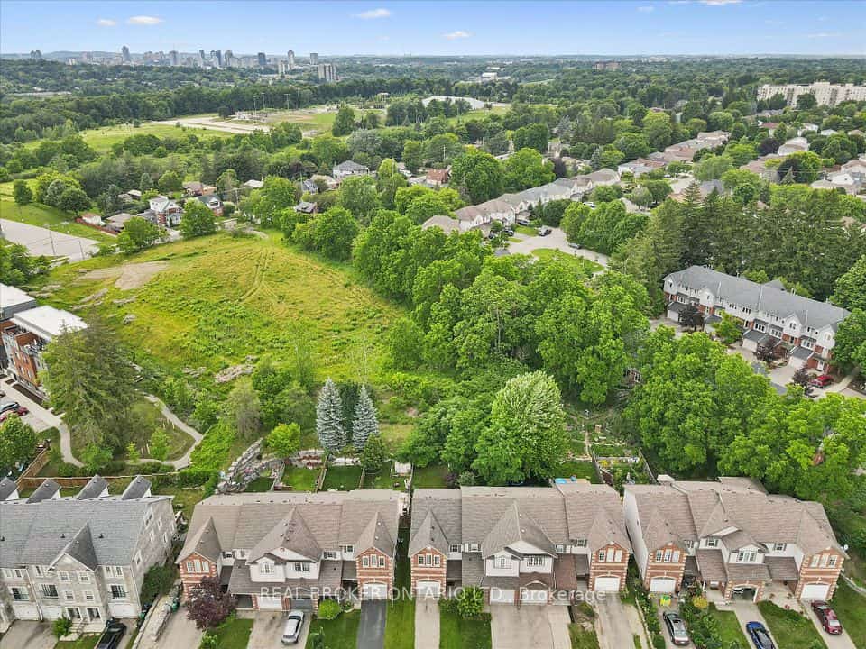 69 Woolwich Street, Kitchener, ON N2K 1S2