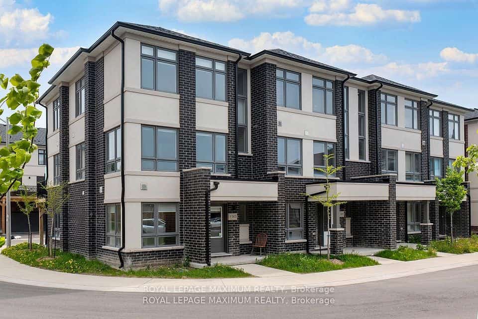1383 Brandenton Path, Oshawa, ON L1K 1A9