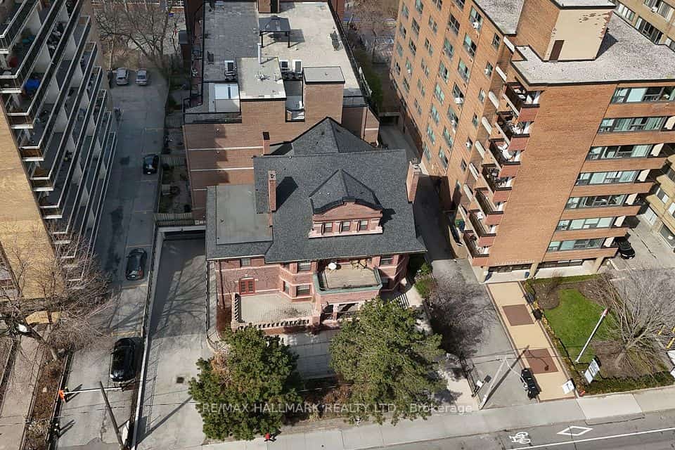 212 St. George Street, Toronto