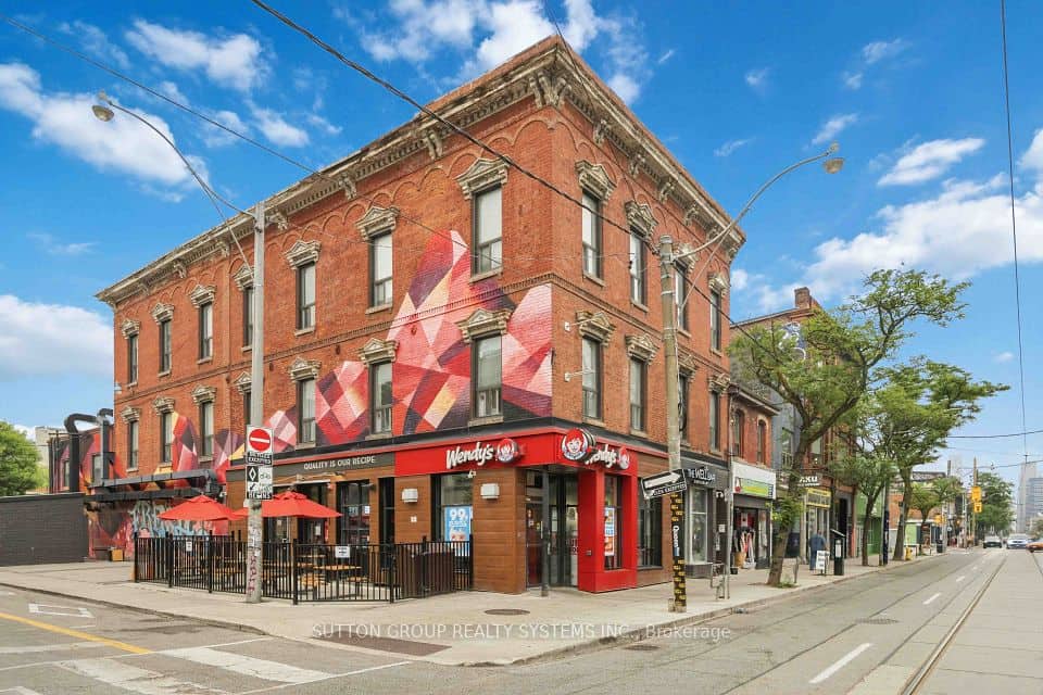 482 Queen Street W, Toronto