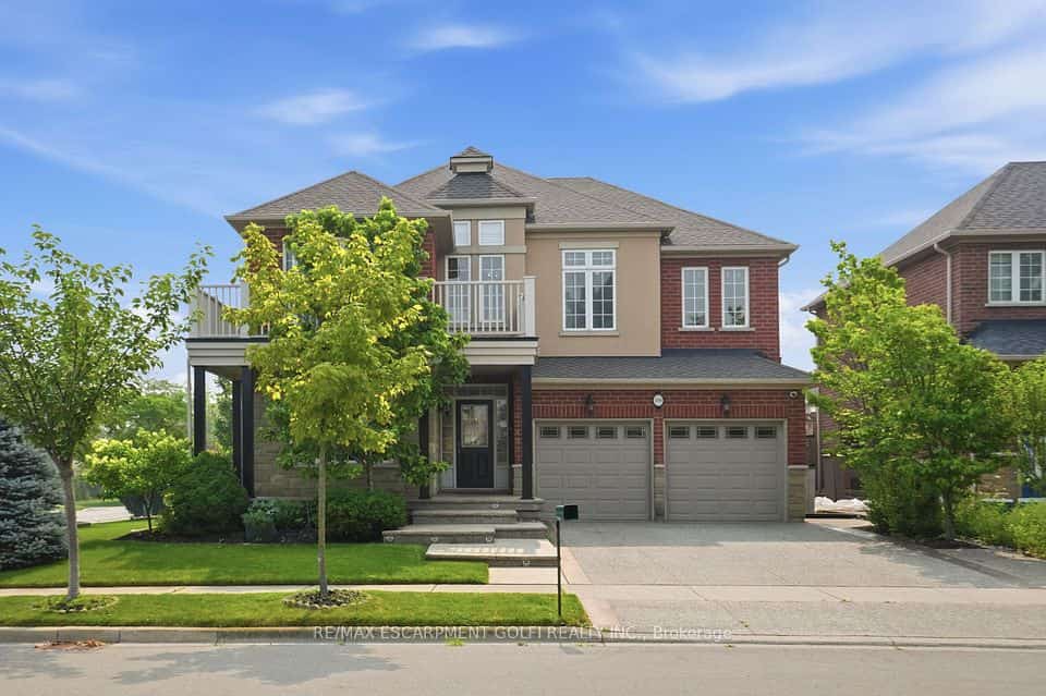 100 Springstead Avenue, Hamilton, ON L8E 6E9
