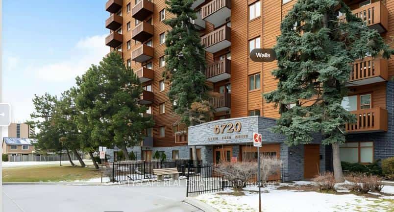 6720 Glen Erin Drive #913, Mississauga, ON L5N 3K8