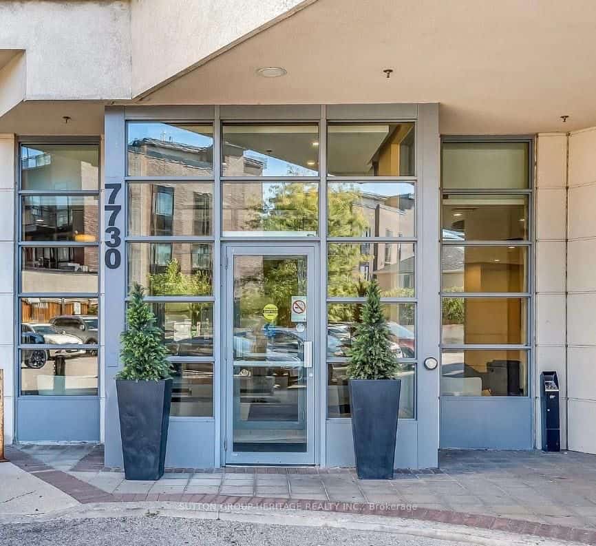 7730 Kipling Avenue #404, Vaughan, ON L4L 1Y7