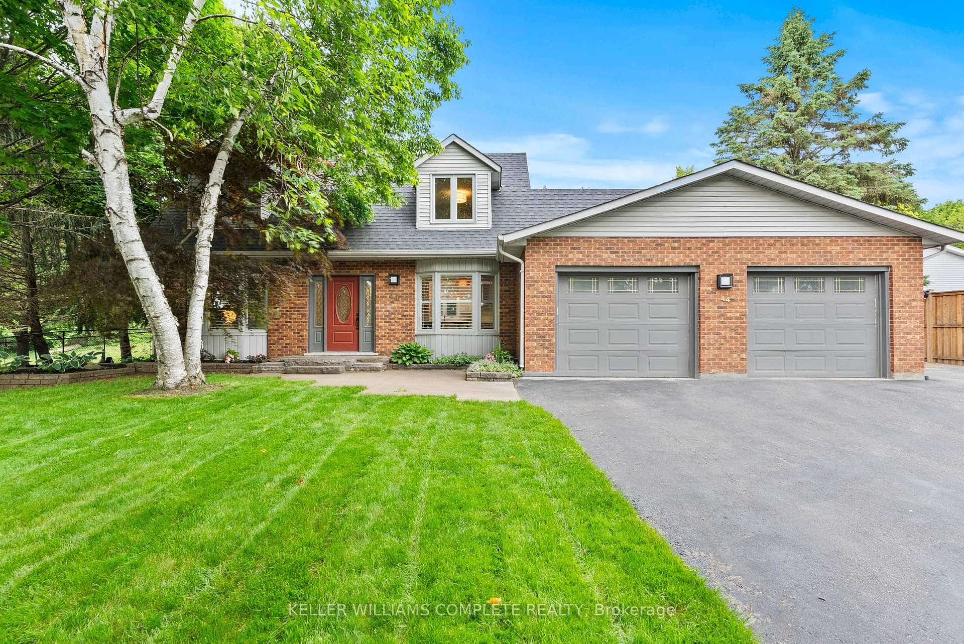 44 FIRESIDE Drive, Hamilton, ON L8N 2Z7