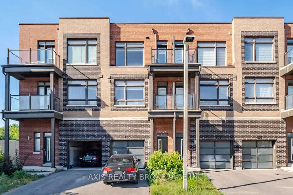 250 Dalhousie Street, Vaughan, ON L4L 0L8