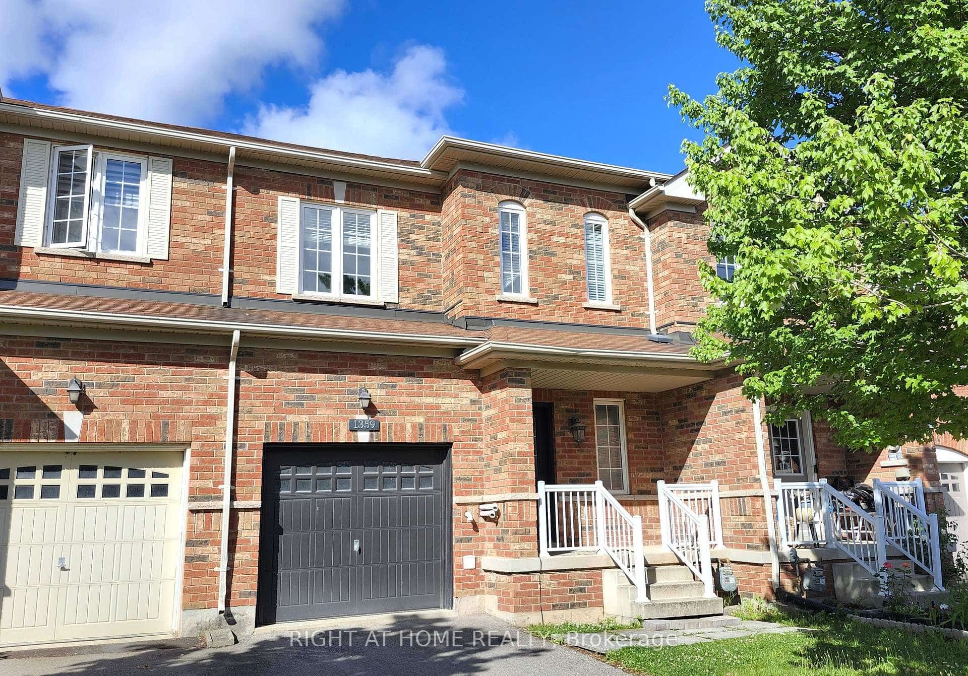 1359 Kestell Boulevard, Oakville, ON L6H 0C9