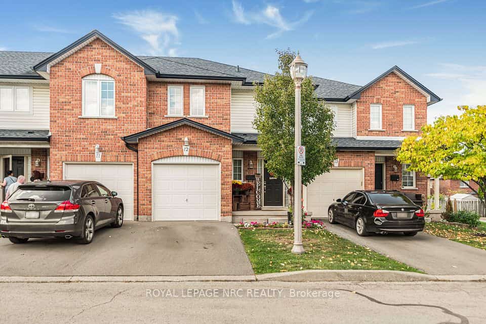 311 8 Highway #12, Hamilton, ON L8G 5G5