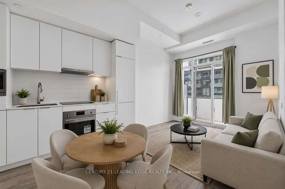 7 Golden Lion Heights #N908, Toronto, ON M2M 0C1