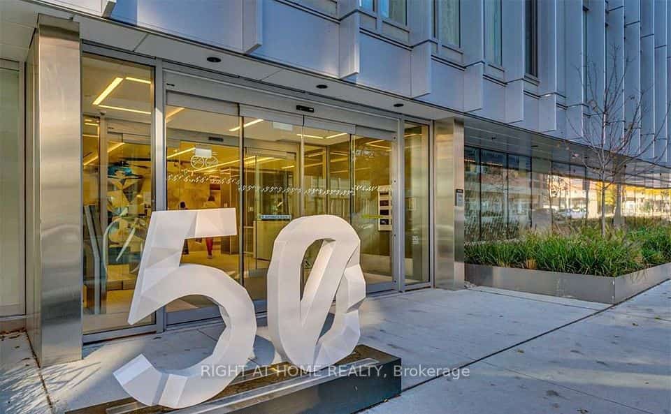 50 McCaul Street #1011, Toronto, ON M5T 0B6