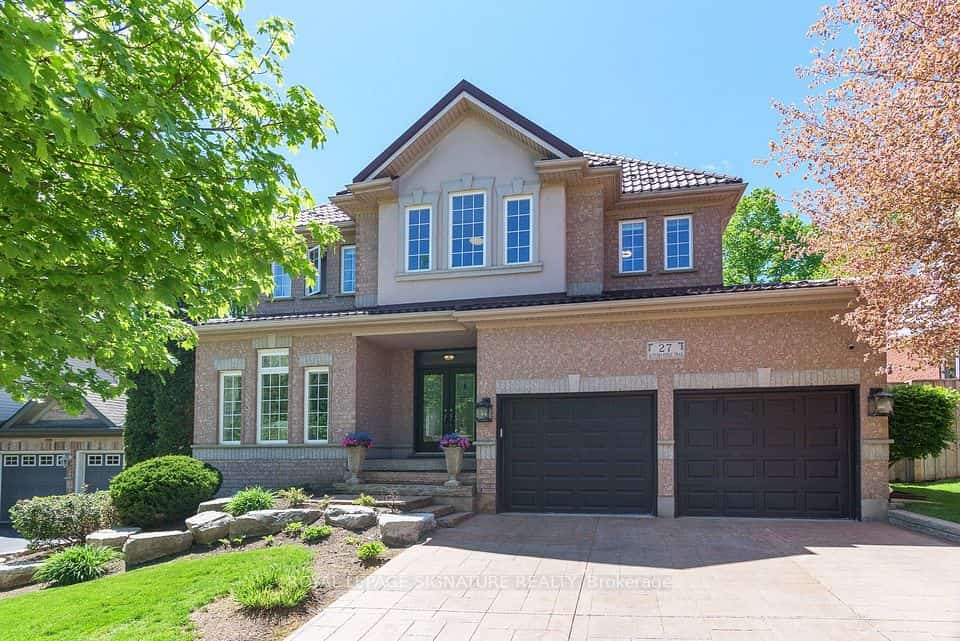 27 Autumn Ridge Trail, Kitchener, ON N2P 2J6