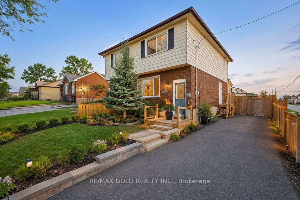 784 Douglas Street, Oshawa, ON L1H 5C9