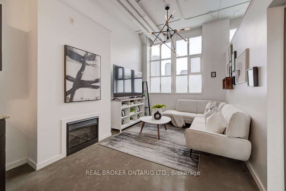 410 King Street W #126, Kitchener, ON N2G 1C3