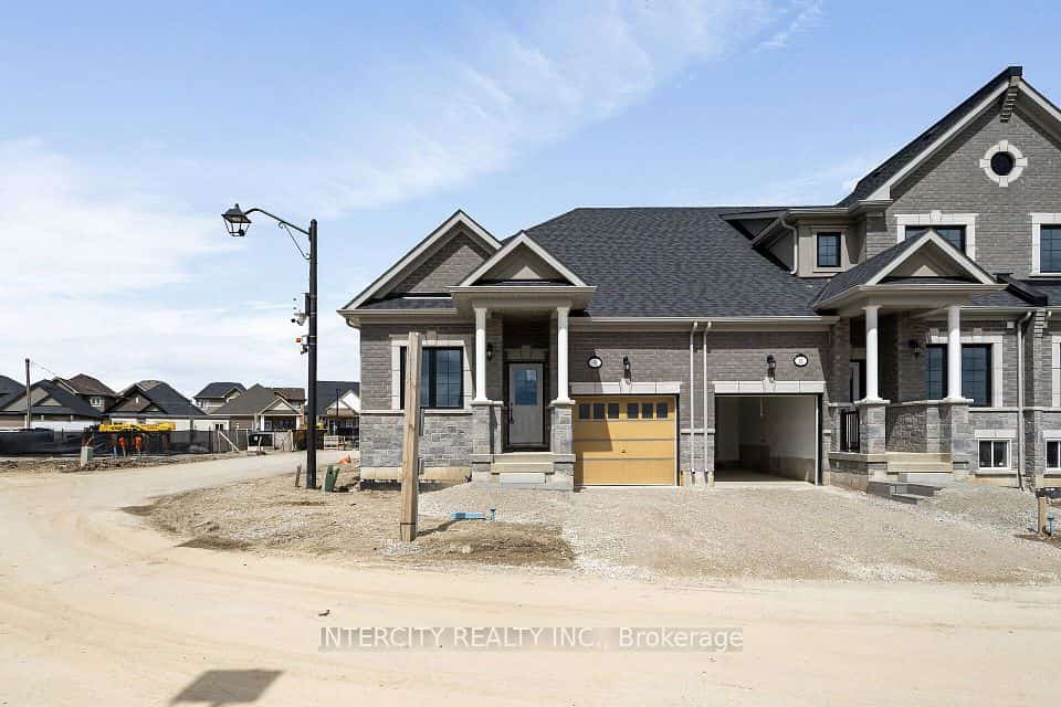 Blk 6 Sunbird Way #TH26, Halton Hills, ON X0X 0X0