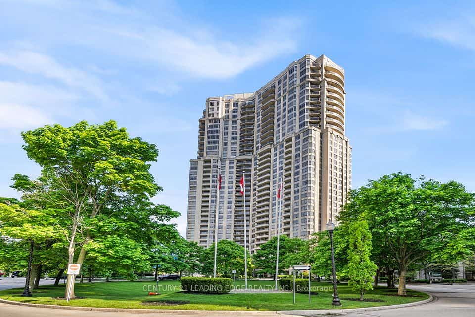 35 Kingsbridge Garden Circle #1812, Mississauga, ON L5R 3Z5