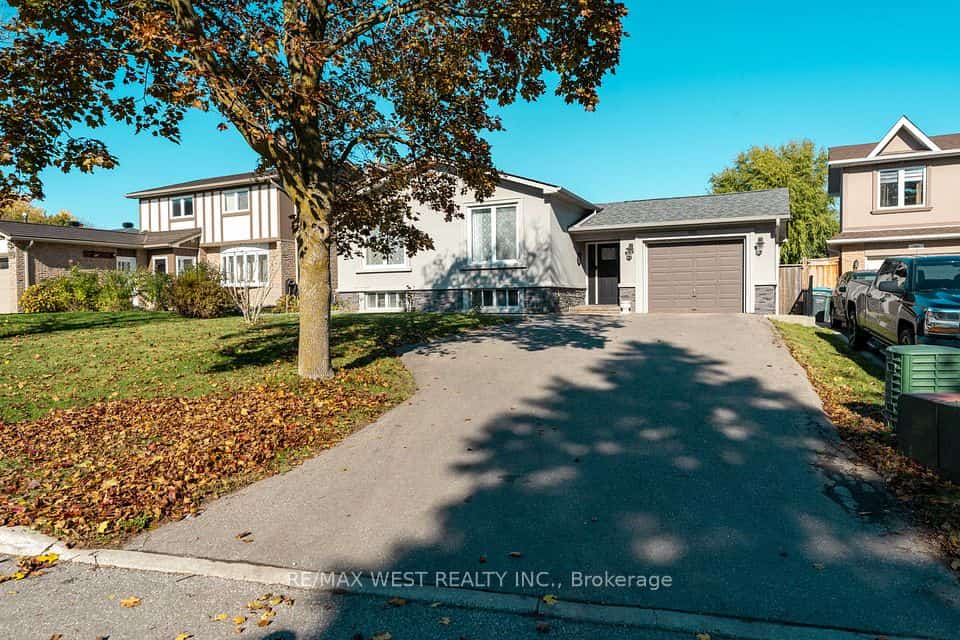 183 Ridge Road, Caledon, ON L7E 4V8