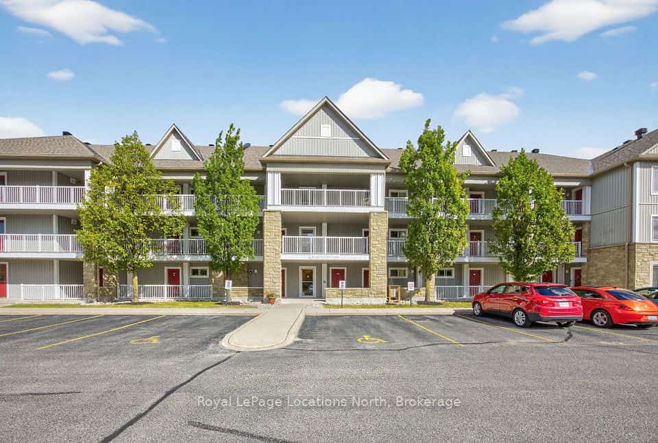 40 Mulligan Lane #205, Wasaga Beach, ON L9Z 0C5