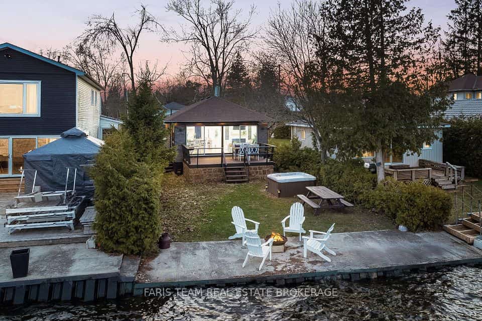 2305 Crystal Beach Road, Innisfil, ON L9S 3W8