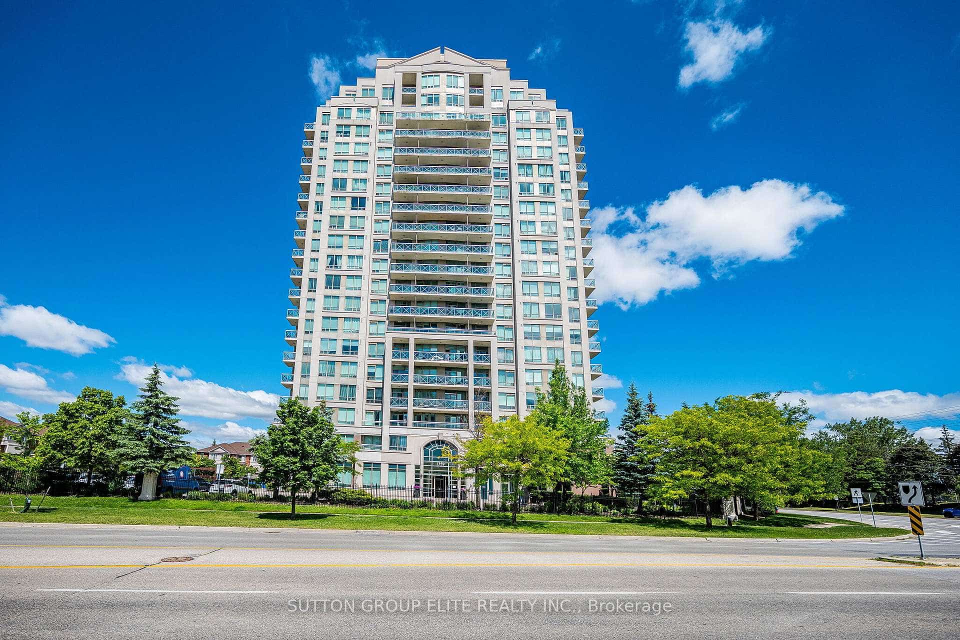 1359 Rathburn Road E #308, Mississauga, ON L4W 5P7
