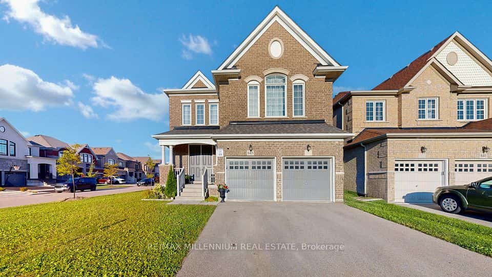 845 Langford Boulevard, Bradford West Gwillimbury, ON L3Z 4J2