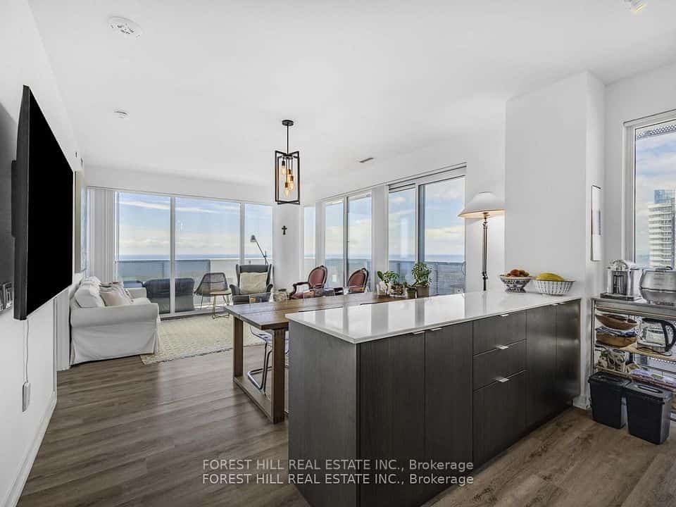 138 Downes Street #6609, Toronto, ON M5E 0E4