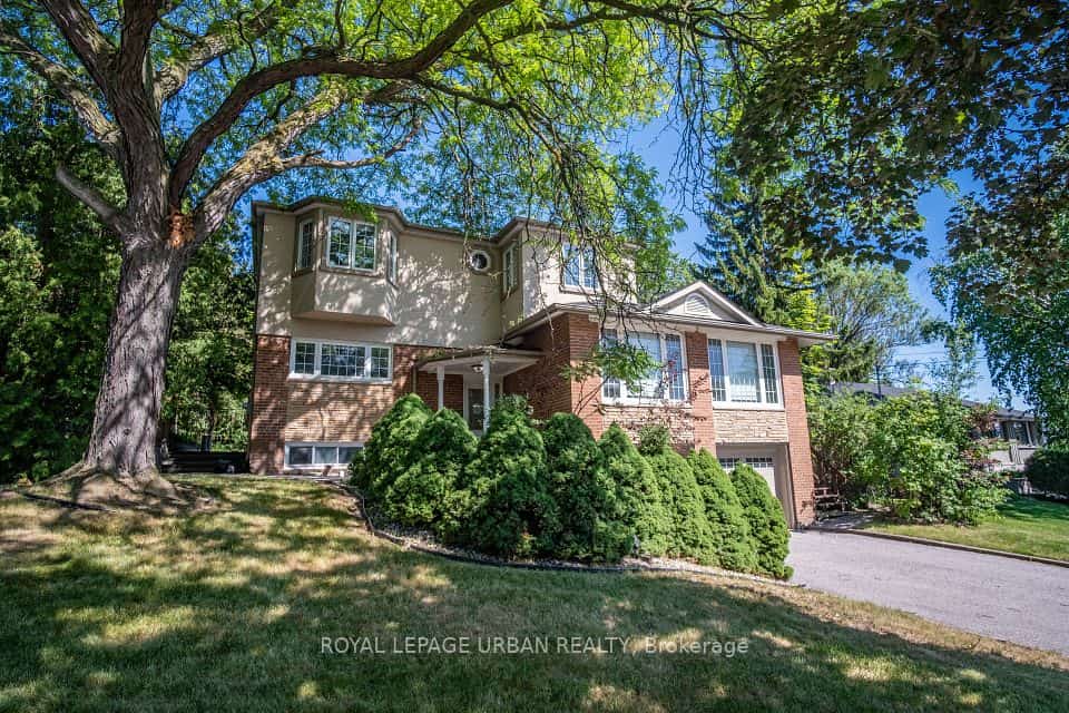 17 Valentine Drive, Toronto, ON M3A 3J5