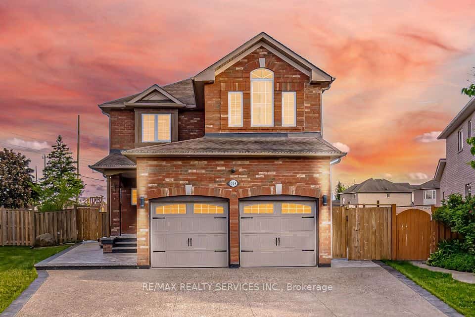 104 Sundridge Street, Brampton, ON L7A 1J8