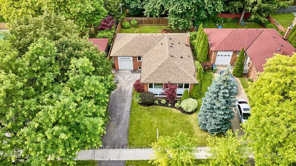 56 Broadlands Boulevard, Toronto, ON M3A 1J3