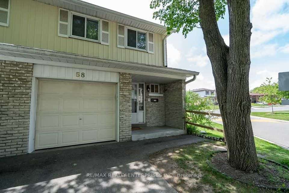 830 Stainton Drive #58, Mississauga, ON L5C 2Z3