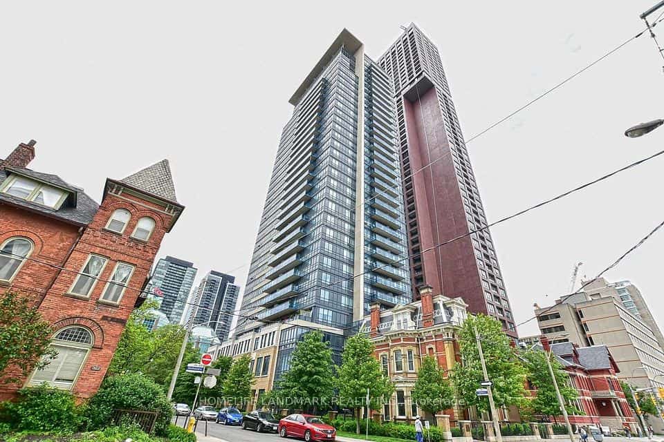 28 Linden Street #502, Toronto, ON M4Y 0A4