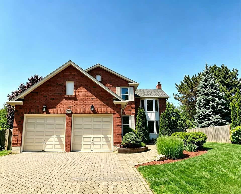 47 Glen Hill Drive, Whitby, ON L1N 6Z8