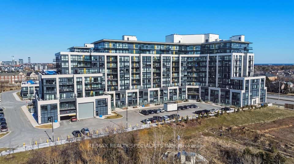405 Dundas Street W #314, Oakville, ON L6M 5P9