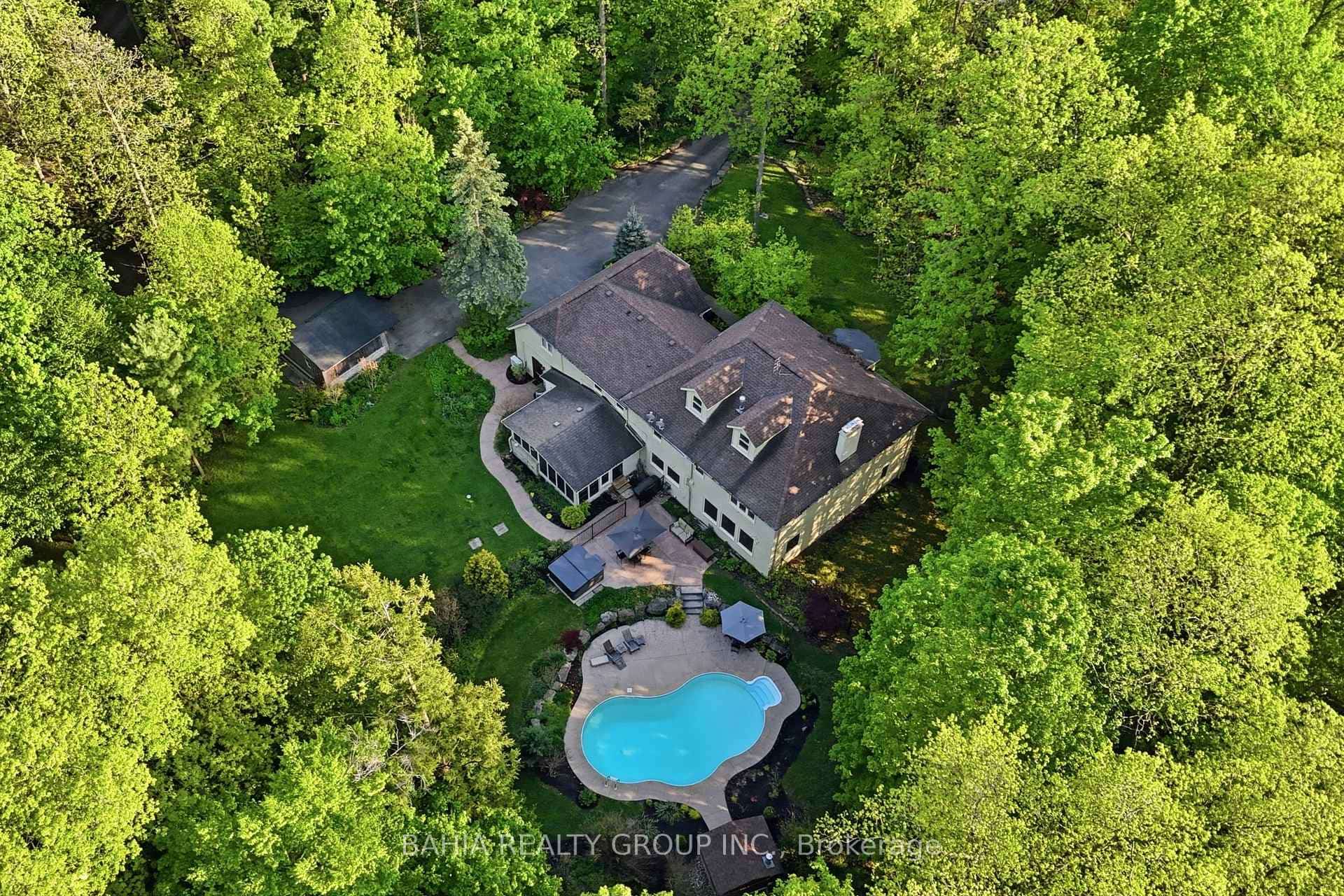 8663 Wood Close, Milton, ON L9T 2X9