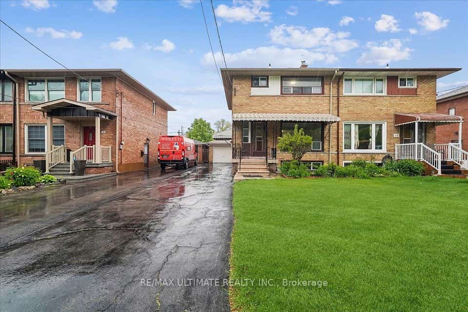 12 Thurodale Avenue, Toronto, ON M6M 3B3