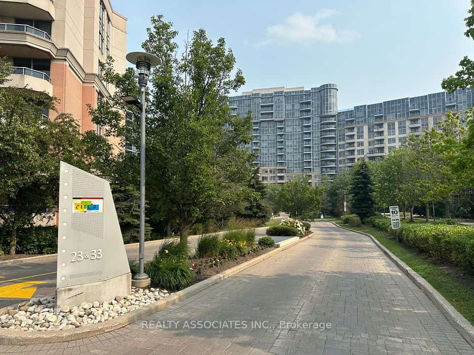 23 Cox Boulevard #181, Markham, ON L3R 4G1