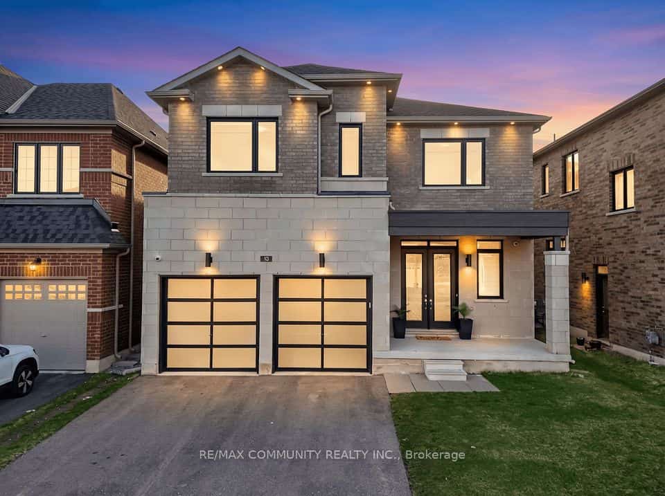10 Nigh Drive, Markham, ON L3S 0G4
