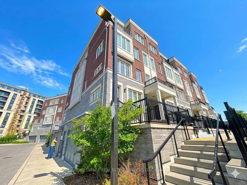 2199 Lillykin Street, Oakville