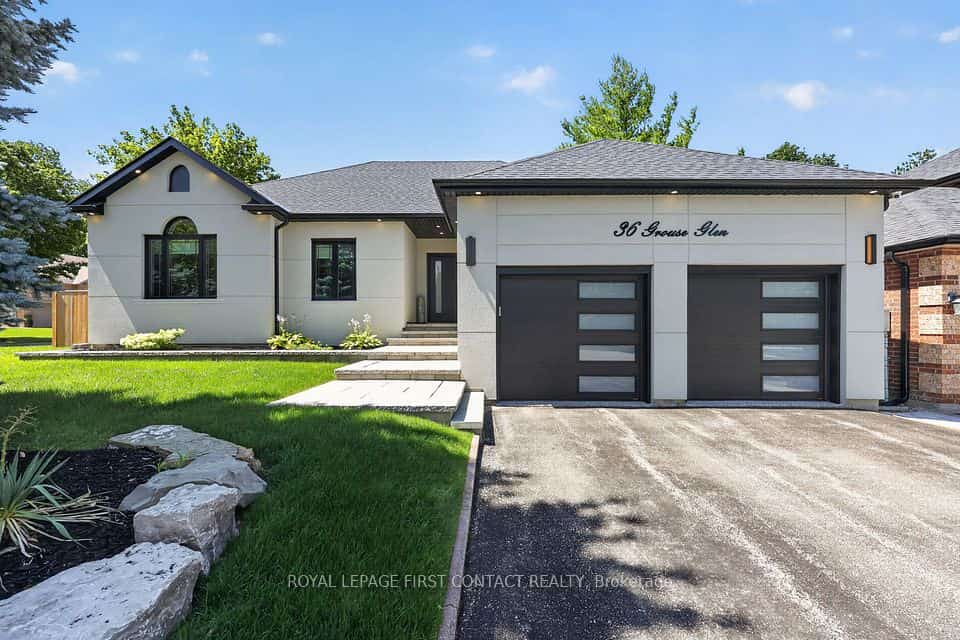 36 Grouse Glen, Barrie, ON L4N 7Z7