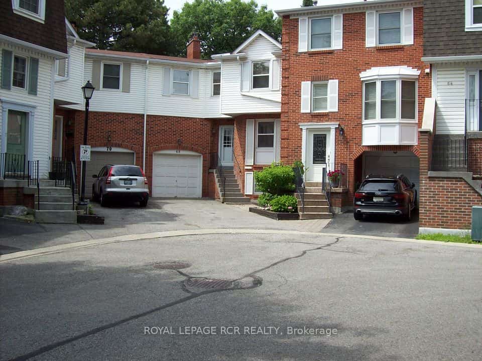 68 Confederation Way #44, Markham, ON L3T 5R5