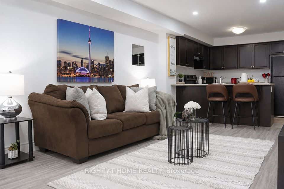 78 Abela Lane #3, Ajax, ON L1T 0C1