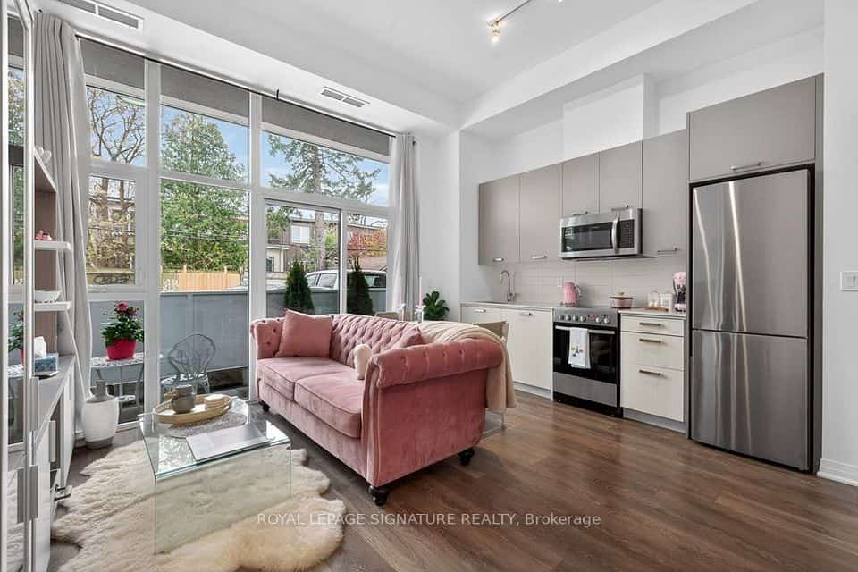 2301 Danforth Avenue #109, Toronto, ON M4C 0A7