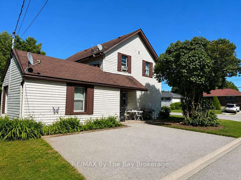 353 Ontario Street, Collingwood, ON L9Y 1N5