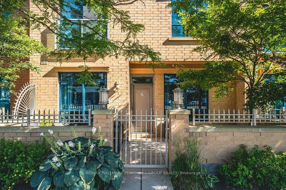 6 Victoria Street, Barrie, ON L4N 6G2