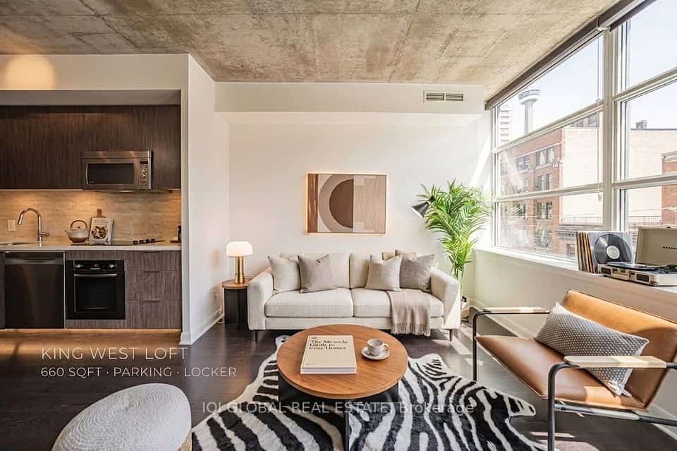 478 King Street W #406, Toronto, ON M5V 0A8