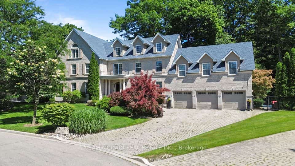 3248 Barchester Court, Mississauga, ON L5L 5Z1