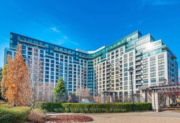 18 Harding Boulevard #412, Richmond Hill, ON L4C 0T3