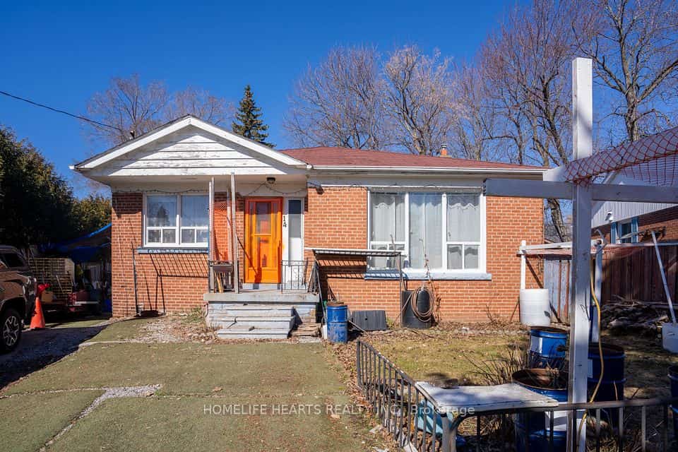 14 Mackinac Crescent, Toronto, ON M1J 1P9