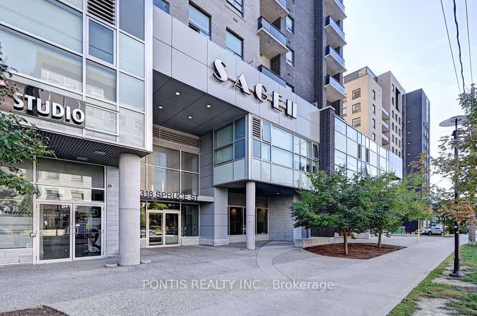 318 Spruce Street W #1104, Waterloo, ON N2L 3M7