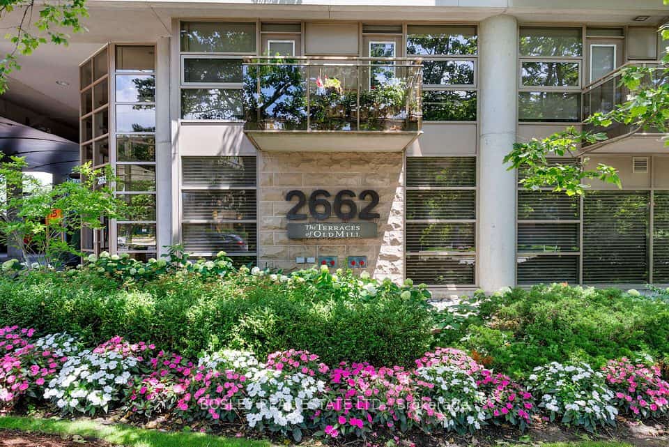 2662 Bloor Street W #1109, Toronto, ON M8X 2Z7