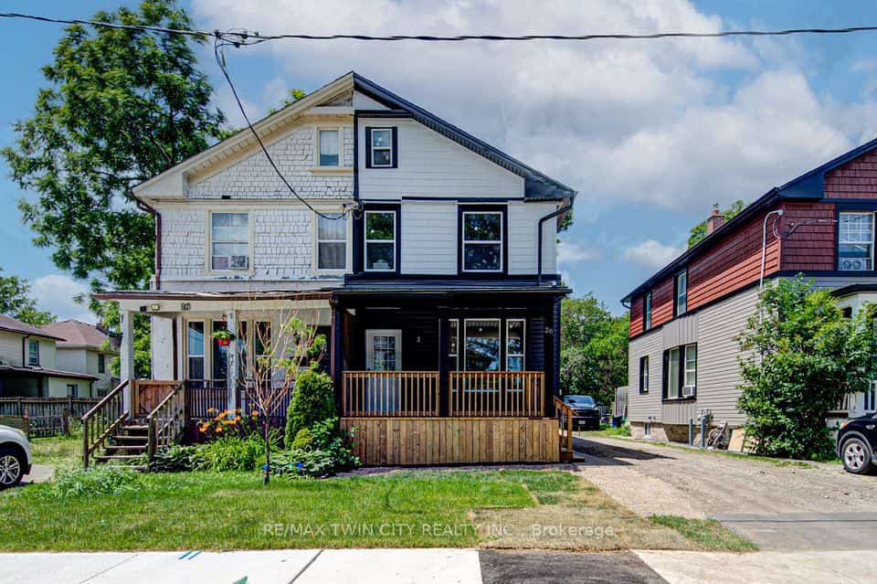 26 Richardson Street, Cambridge, ON N1S 2P3