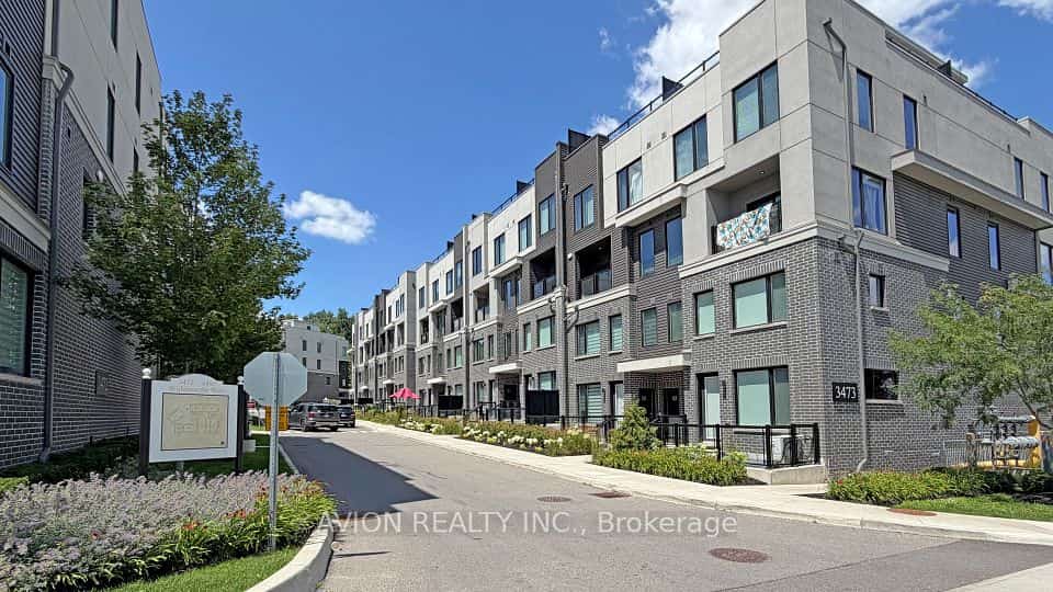 3473 Widdicombe Way #8, Mississauga, ON L5L 0B8